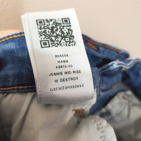 True Religion - Jennie Curvy Mid Rise Skinny - Size 25 - Picture 10 of 10